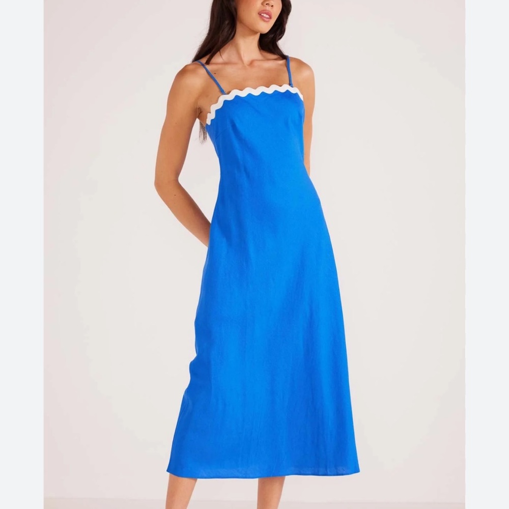 MINKPINK Vibrant Blue Midi Dress with Scalloped Neckline